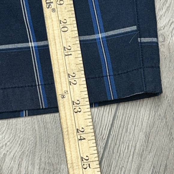 The North Face Shorts - Picture 4 of 12